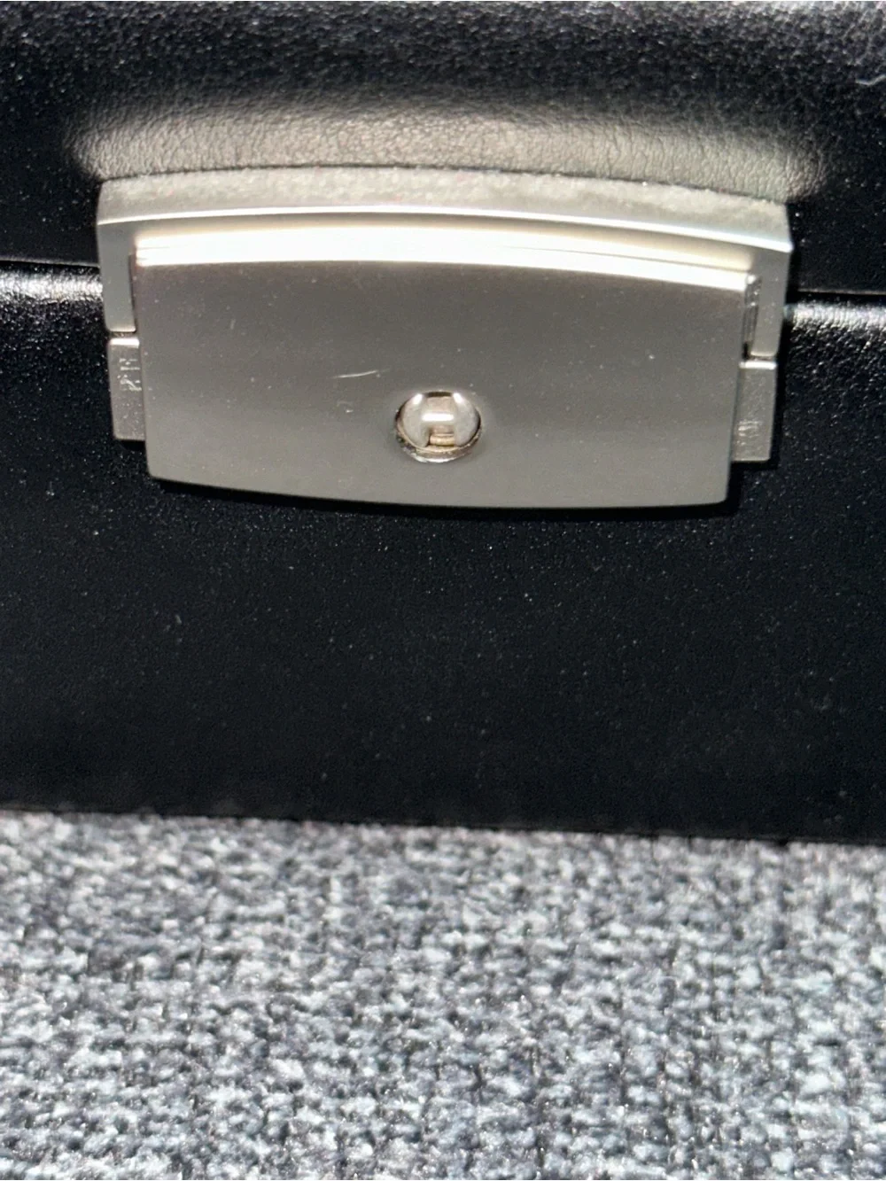 ROYCE New York Black Leather Watch Box